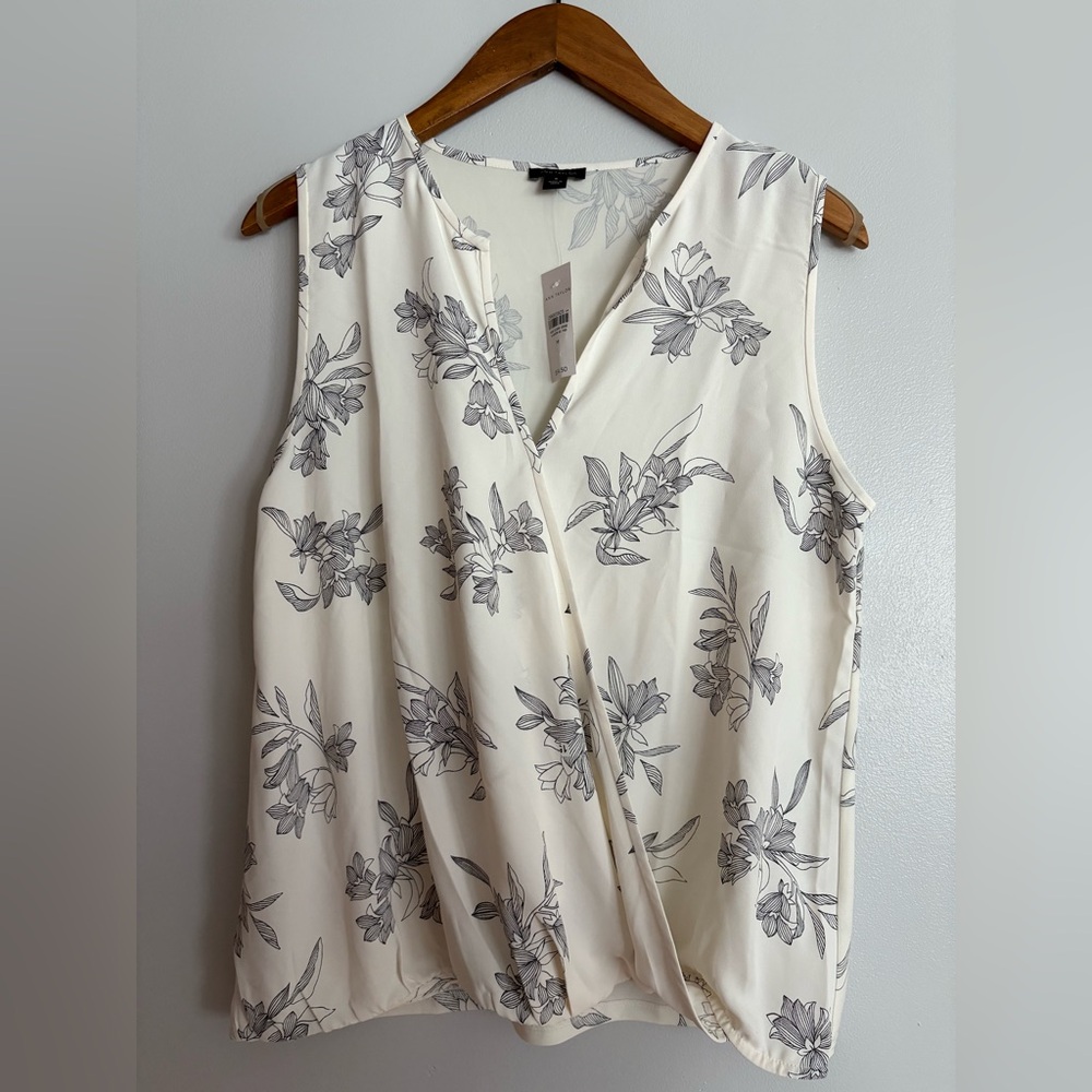 Ann Taylor Floral Sleeveless Top